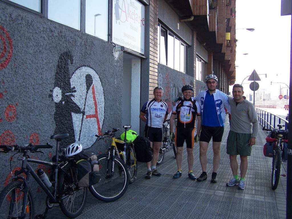Bilbao Akelarre Hostel Exteriör bild